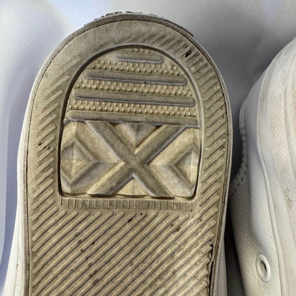 Converse Chuck Taylor All Star Low Top Sneaker White Leather Size 6 - Picture 9 of 10